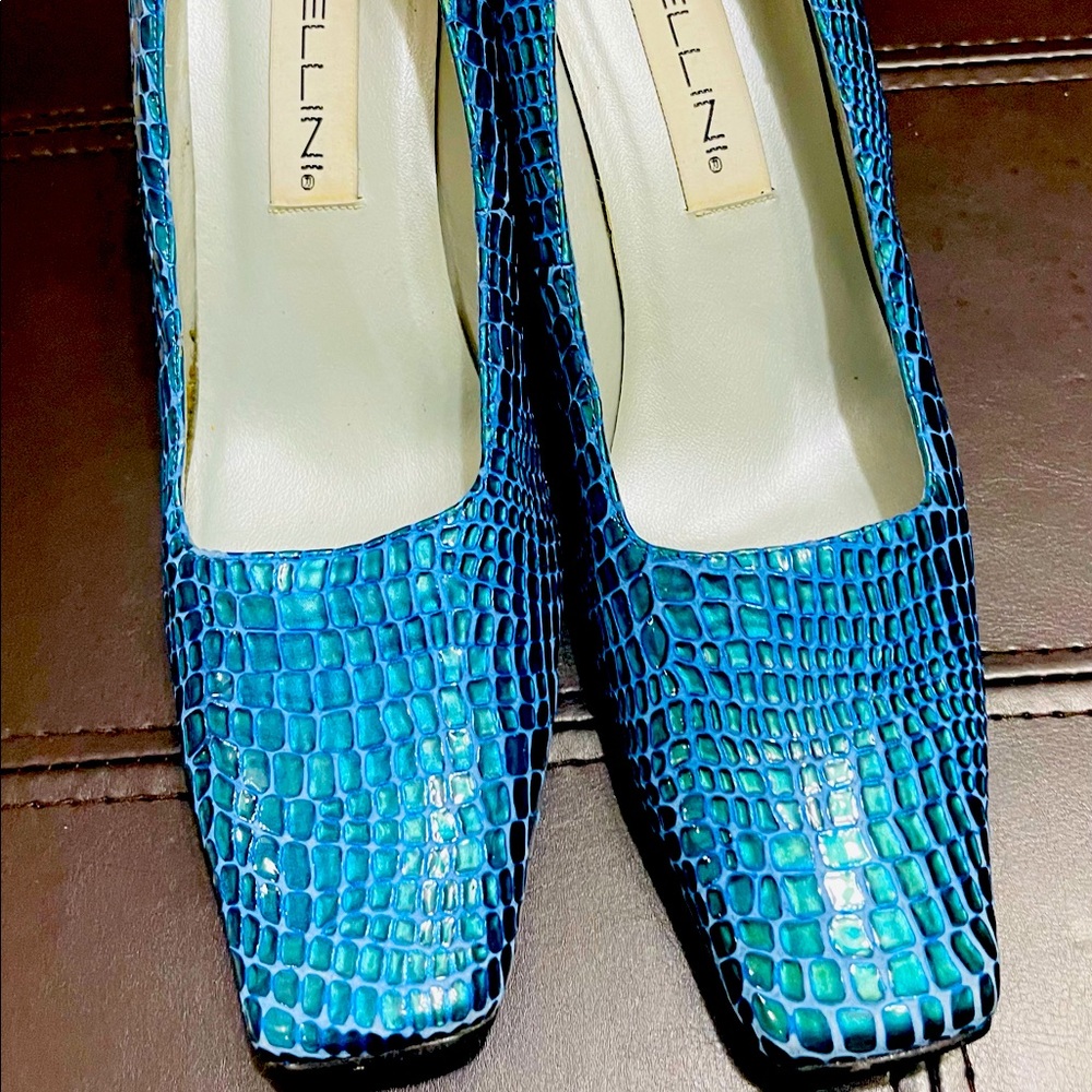 Belini Blue Leather Upper Pump sz 9